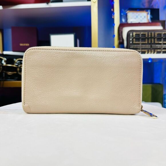 Chloe Light Cream Leather Large Wallet W/Box - Picture 4 of 14